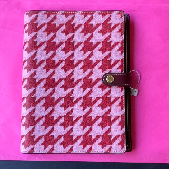 π COACH NOTEBOOK WITH HOUNDSTOOTH PRINT π NWT π - Picture 7 of 16